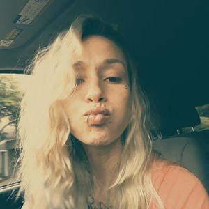 Meet your Posher, Kacey